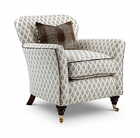 Lucia Armchair